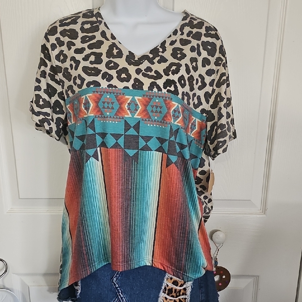 Crazy Train Tejas Lantana Top Hi-Lo